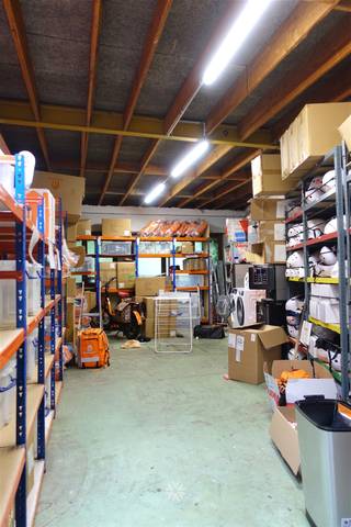 <p><span>Ghent - Koning Albertlaan 134: Looking for a spacious commercial property for rent near Ghent-Sint-Pieters station? Then this property might be something for you. </span></p><p><span> </span></p><p><span>The most important assets in a nutshell:</span></p><p><span>-Spacious commercial ground floor </span></p><p><span>-Located near Ghent-Sint-Pieters station</span></p><p><span>-Separate office space</span></p><p><span> </span></p><p><span>Layout:</span></p><p><span>The multifunctional commercial property consists of a large open space. The property is suitable as retail space, office, workshop, ... The commercial property comprises the ground floor of a stylish mansion on the Koning Albertlaan. The former coach house at the back has been integrated into the commercial space. The coach house consists of two floors, it can be separated from the rest of the space to serve as a separate office space. </span></p><p><span> </span></p><p><span>The tenant can add their own personal touches. </span></p><p><span> </span></p><p><span> </span></p><p><span>Available from 1/1/2026.</span></p><p><span>Rent: € 5000.  EGW to be charged separately. </span></p><p><span> </span></p><p><span> </span></p><p><span>Contact Axel Lenaerts real estate agents for a visit via the website: <span>www.axellenaerts.be/huren</span></span><span> </span></p><p><span> </span></p>