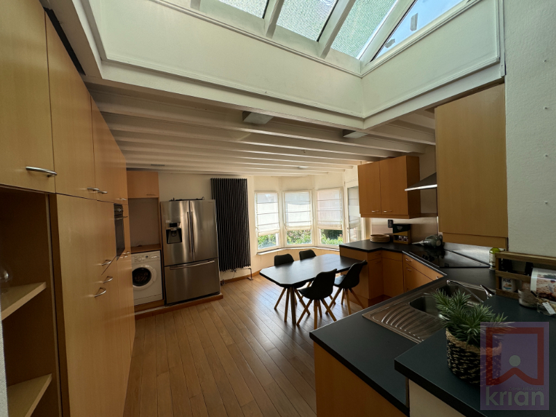 Ruime veelzijdige woning, inpandige garage en 4 slaapkamers op zuidgericht perceel! - foto 5