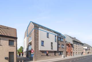 Ontdek dit instapklare, moderne penthouse op toplocatie in het centrum van Merchtem. Gelegen op de bovenste verdieping van een recente...