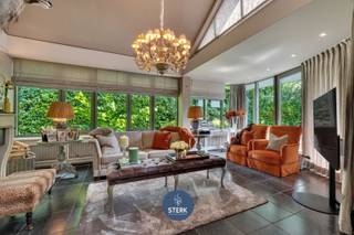 STIJLVOL WONEN IN ALLE RUST OP EEN UNIEKE LOCATIE IN VILLAWIJK "GOUDKUST" ! <br /><br />We vinden deze open bebouwing met een bewoonbare oppervlakte van 534 m² terug op een perceel van 43a 43ca in Neerharen-Lanaken. <br /><br />Voor meer informatie, neem zeker een kijkje op onze website via de volgende link:<br />https://www.sterkvastgoedmakelaars.be/detail/te-koop-woning-lanaken/7586409?dosearch=True&flowstatus=ForSale,ForSaleReserved,ForSaleWithBid,ToCompleteForSale,SoldUnderReserve,Sold&pageindex=1&pagesize=12&searchpage=ForSale&sortdirection=DESC&sortfield=pub_flowstatus&transactiontype=Sale