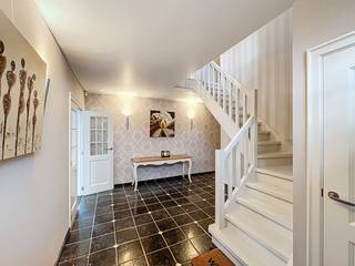 Deze prachtige villa in Sijsele biedt een perfecte combinatie van ruimte, comfort en energiezuinig wonen op een toplocatie. Het huis ligt op...