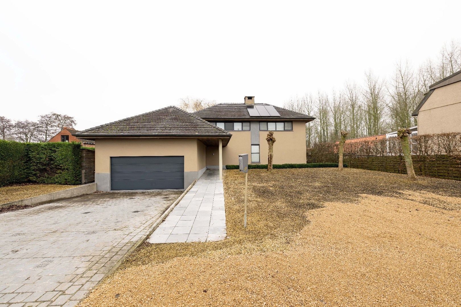 RUIME VILLA MET AGRARISCH ZICHT ÉN RUIMTE VOOR PRAKTIJK/BIJBEROEP! - foto 2