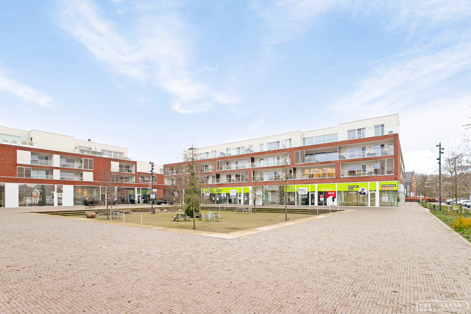 Laatste casco handelsruimte te koop centrum Zwevegem - photo 4