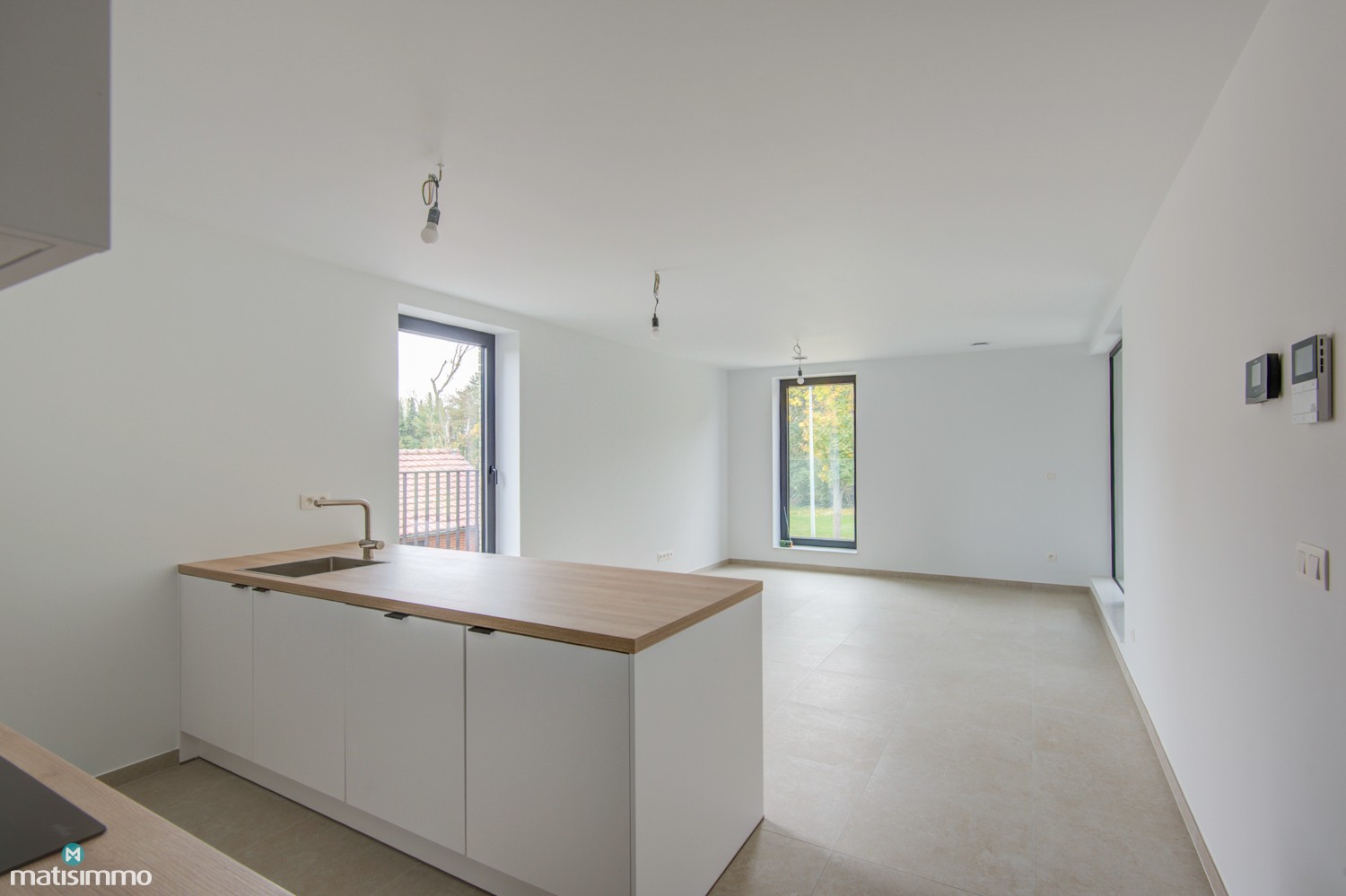 NIEUWBOUWAPPARTEMENT MET 2 SLAAPKAMERS, OVERDEKT TERRAS EN ONDERGRONDSE AUTOSTAANPLAATS NABIJ HET CENTRUM VAN TONGEREN - foto 4