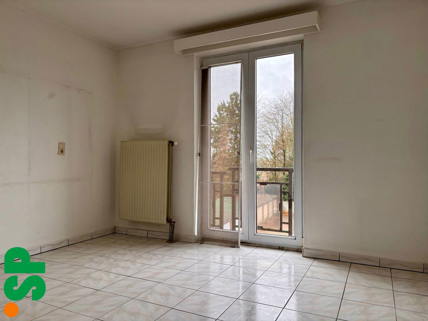 Tweeslaapkamer appartement met volledig gerenoveerde badkamer gelegen nabij het centrum van Geel - foto 5