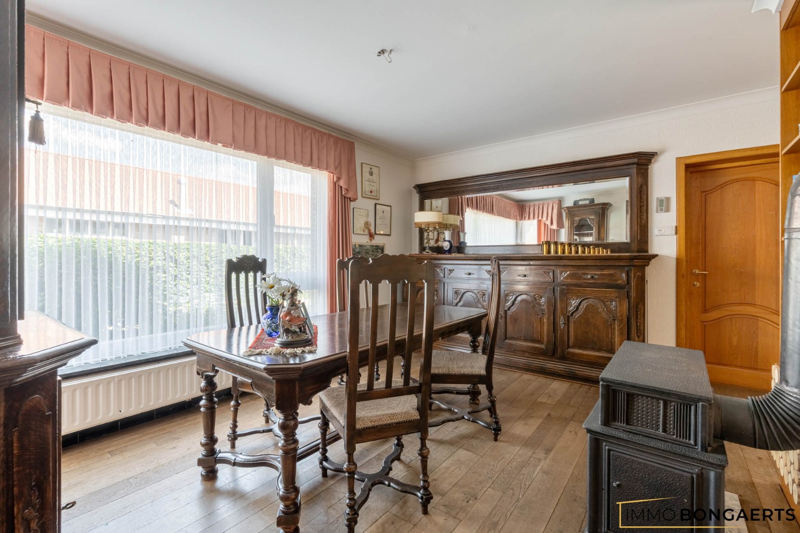 Ruime woning met 3 slaapkamers - foto 4