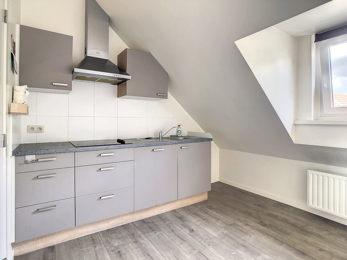 Penthouse d'une chambre à louer dans le centre d'Essen ! - photo 3