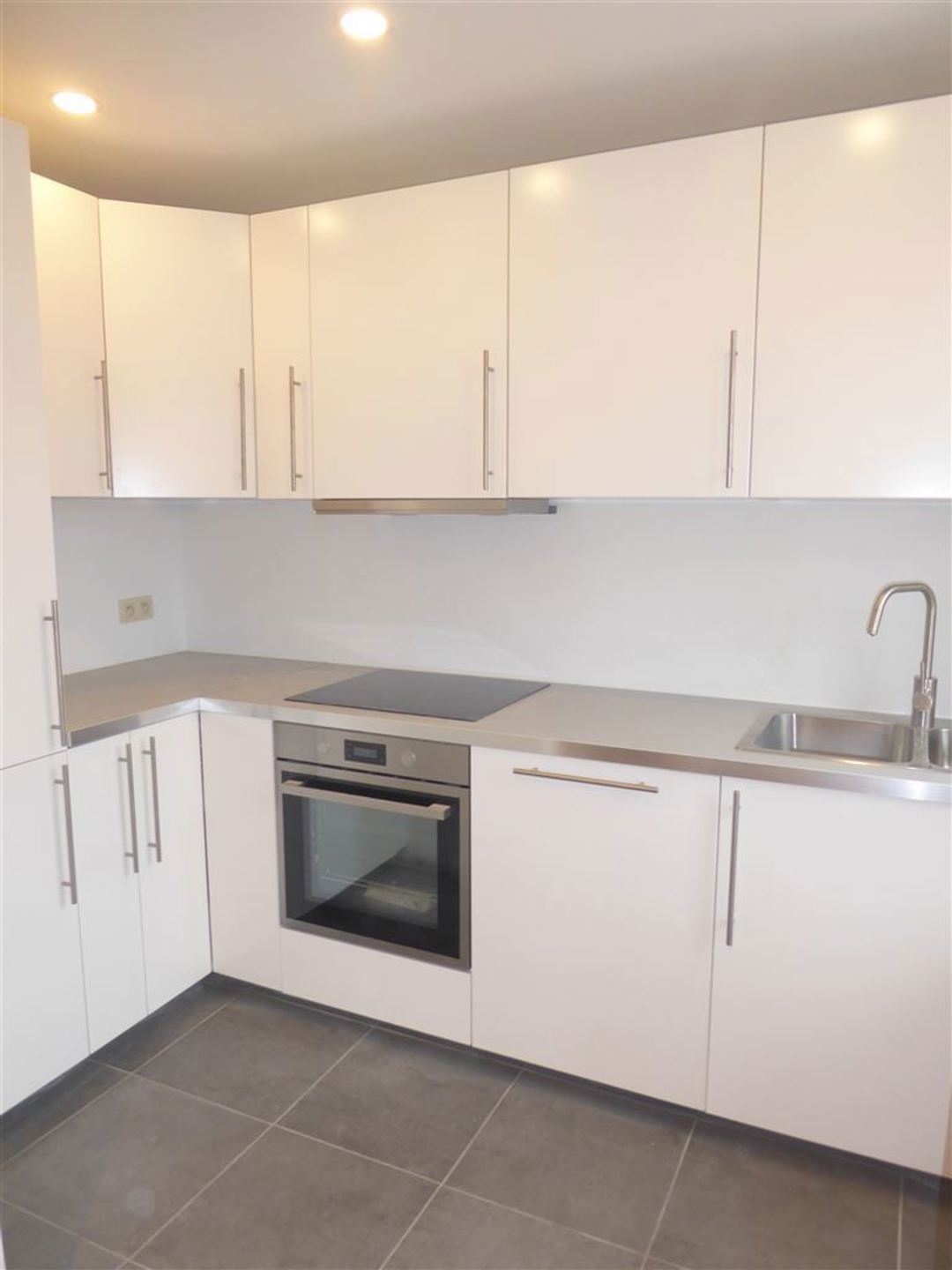 Appartement met 1 slaapkamer + bureau - foto 4