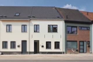 est situé dans la Stationsstraat à Deerlijk, composé de maisons de 3 chambres, possibilité de 5. Vivre dans ces maisons neuves est agréable grâce à...