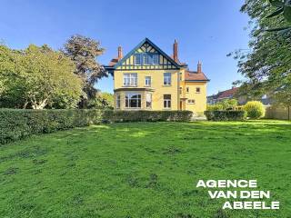 Commercial à louer à Bruges