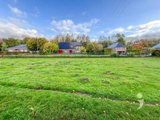 Op zoek naar een bouwgrond nabij Leuven centrum, maar toch in een rustige, groene omgeving? Deze mooie bouwgrond voor open bebouwing heeft...