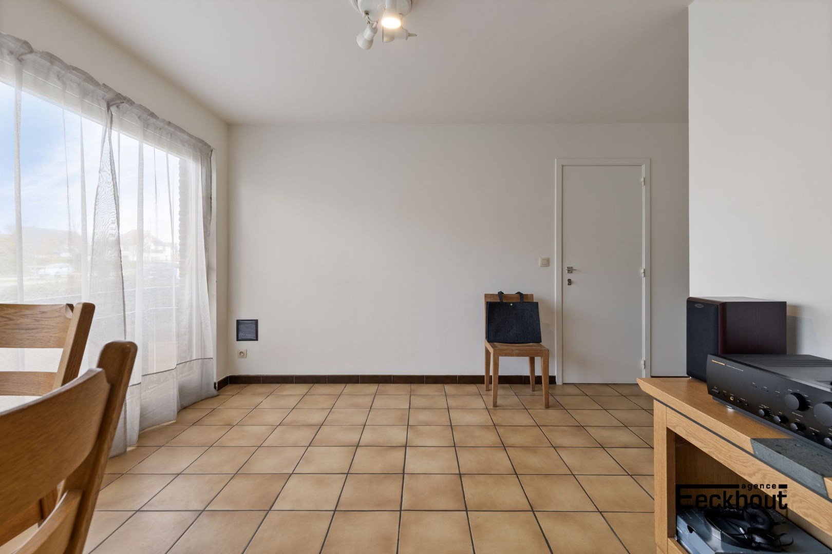 Verzorgde gelijkvloerse studio op wandelafstand van het strand - foto 5