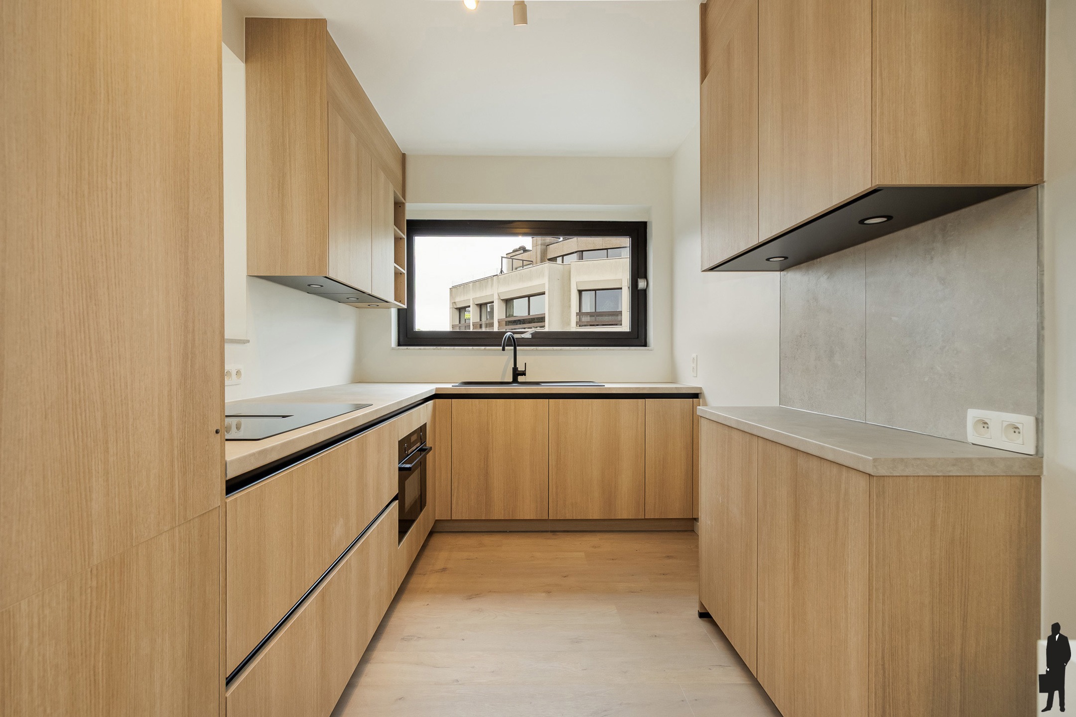 Stijlvol appartement met panoramisch zicht op de Grote Markt - foto 4