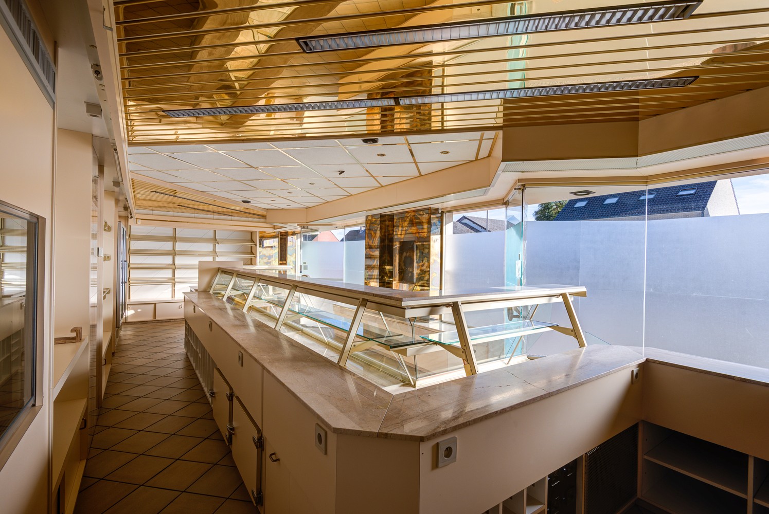 HANDELSPAND MET WOONST MET DIVERSE MOGELIJKHEDEN IN ZUTENDAAL - foto 5