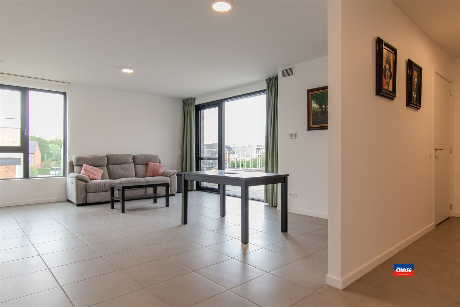 Apartment - photo 5