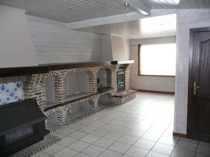 Woning met 4 slaapkamers en tuin. - foto 2