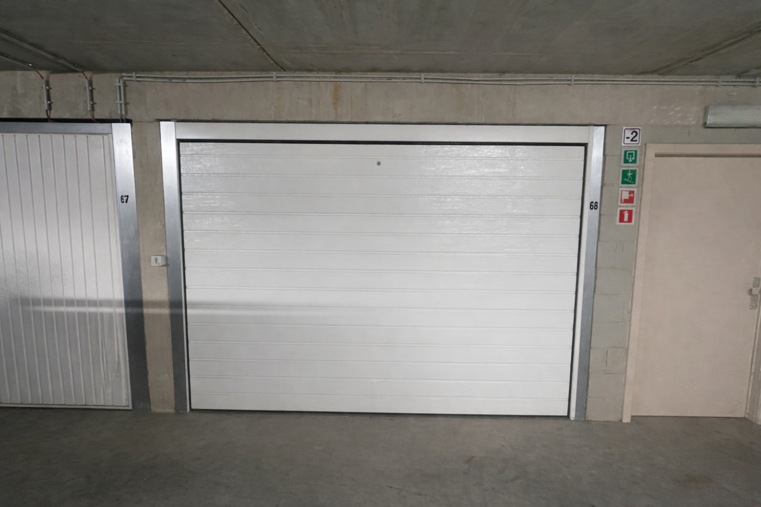 Ruime garagebox op steenworp van de haven - foto 2