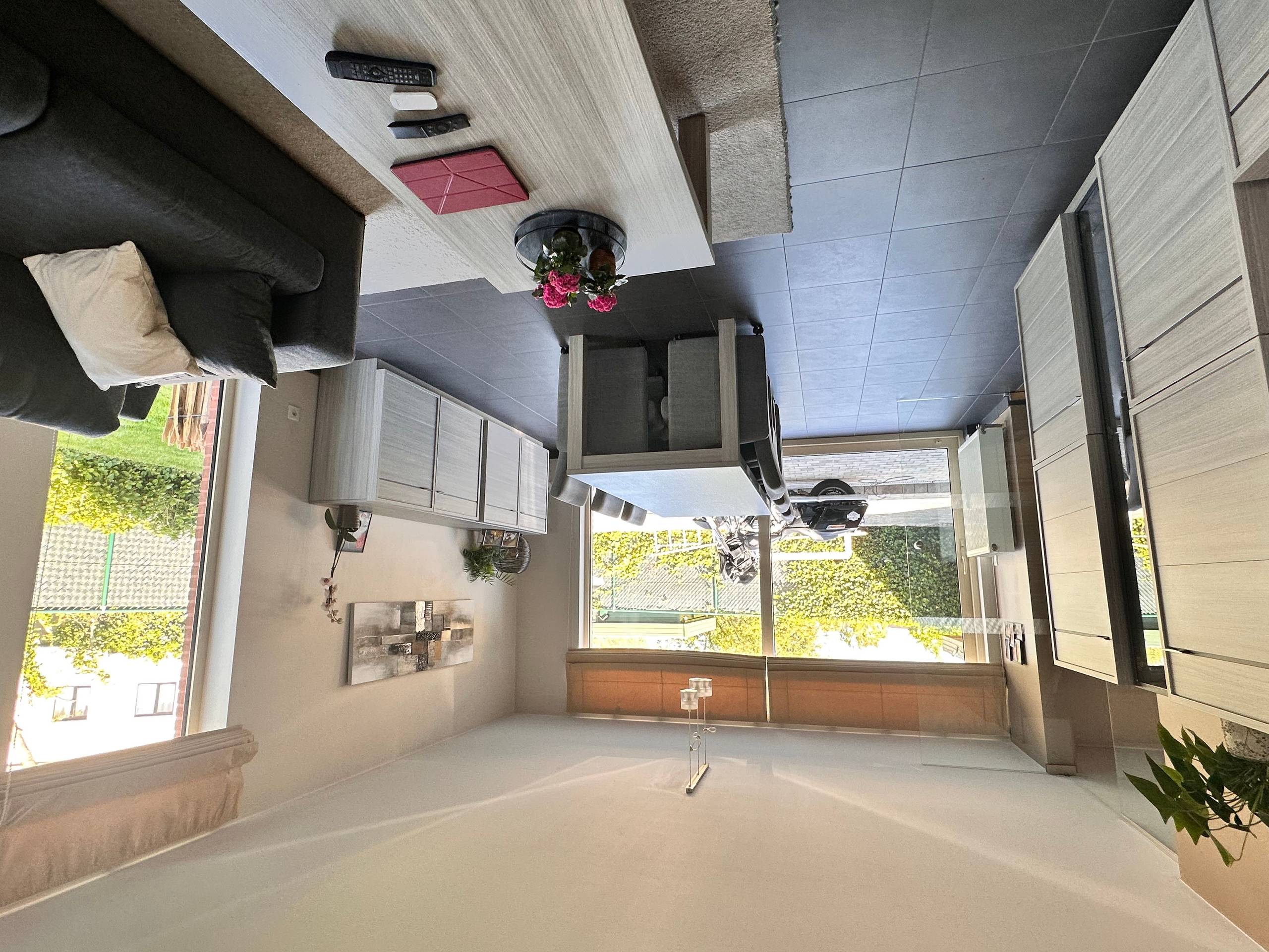 Halfopen woning met 3 slaapkamers en garage te huur te Roeselare - foto 5