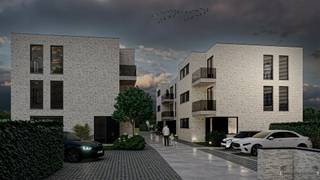 <p><span>Prachtig </span><span>nieuwbouwappartement</span><span> gelegen in Residentie Durmedijk in hartje Hamme!</span></p><p><span> </span></p><p><span>Dit gelijkvloers appartement maakt deel uit van een kleinschalig complex (6 appartementen) en heeft een praktische inkomhal, apart toilet, eet- en zithoek, keuken met kasten (toestellen nog vrij te kiezen twv € 10 000), berging en 2 ruime slaapkamers.</span></p><p><span>Daarnaast heeft u een eigen privétuin van 56 m² met aangelegd terras, inclusief terras- en balkonverlichting.</span></p><p><span> </span></p><p><span>➡️</span><span>!!Inclusief ondergrondse garage én extra kelderberging!!</span></p><p><span> </span></p><p><span>Bijkomende troeven:</span></p><ul><li><span>energiezuinig: E-peil van &lt;20 (mede door warmtepomp, vloerverwarming, zonnepanelen, hoogrendementsglas)</span></li><li><span>elektrische keuring conform</span></li><li><span>ventilatiesysteem C+</span></li><li><span>recuperatie van regenwater (toilet en buitenkranen)</span></li><li><span>afgewerkt met duurzame materialen van hoge kwaliteit (zie lastenboek op kantoor aanwezig)</span></li></ul><p><span> </span></p><p><span>Meer info m.b.t. plannen, technische beschrijving en keuze van beschikbare appartementen op kantoor aanwezig!</span></p><p><span> </span></p><p><span>Interesse? Maak vrijblijvend een afspraak op 052/50 50 00.</span></p><p><span>Wij adviseren u graag!</span></p><p><span> </span></p>