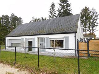 Bent u op zoek naar een woning waar rust, comfort en ruimte samenkomen? Dan is deze gelijkvloerse woning in de Wittevennestraat nummer 21 met...