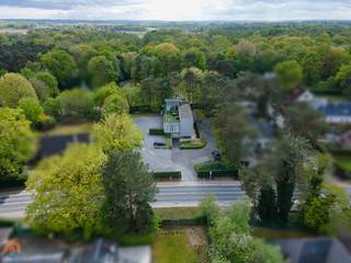 Op een schitterende locatie te Tremelo bevindt zich deze kantoorruimte met ruime parking. Het pand beschikt over een uitzonderlijke visibiliteit...