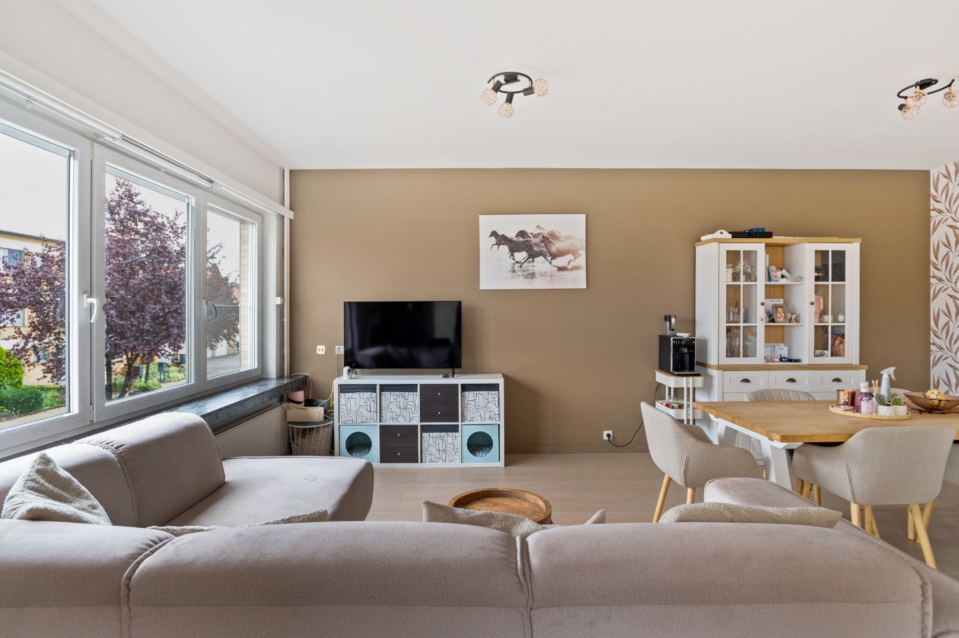 Instapklaar hoekapp. op 1e verd. met 2 slpk., balkon en garagebox - foto 4