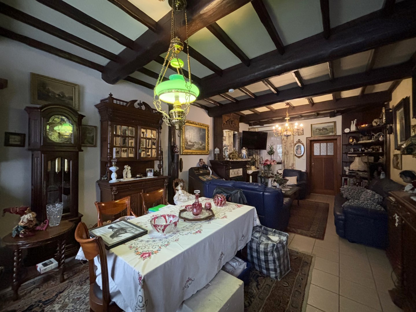 Gezinswoning met 6 slpk. en ruime garage op perceel van 1233m² te Leopoldsburg - foto 2