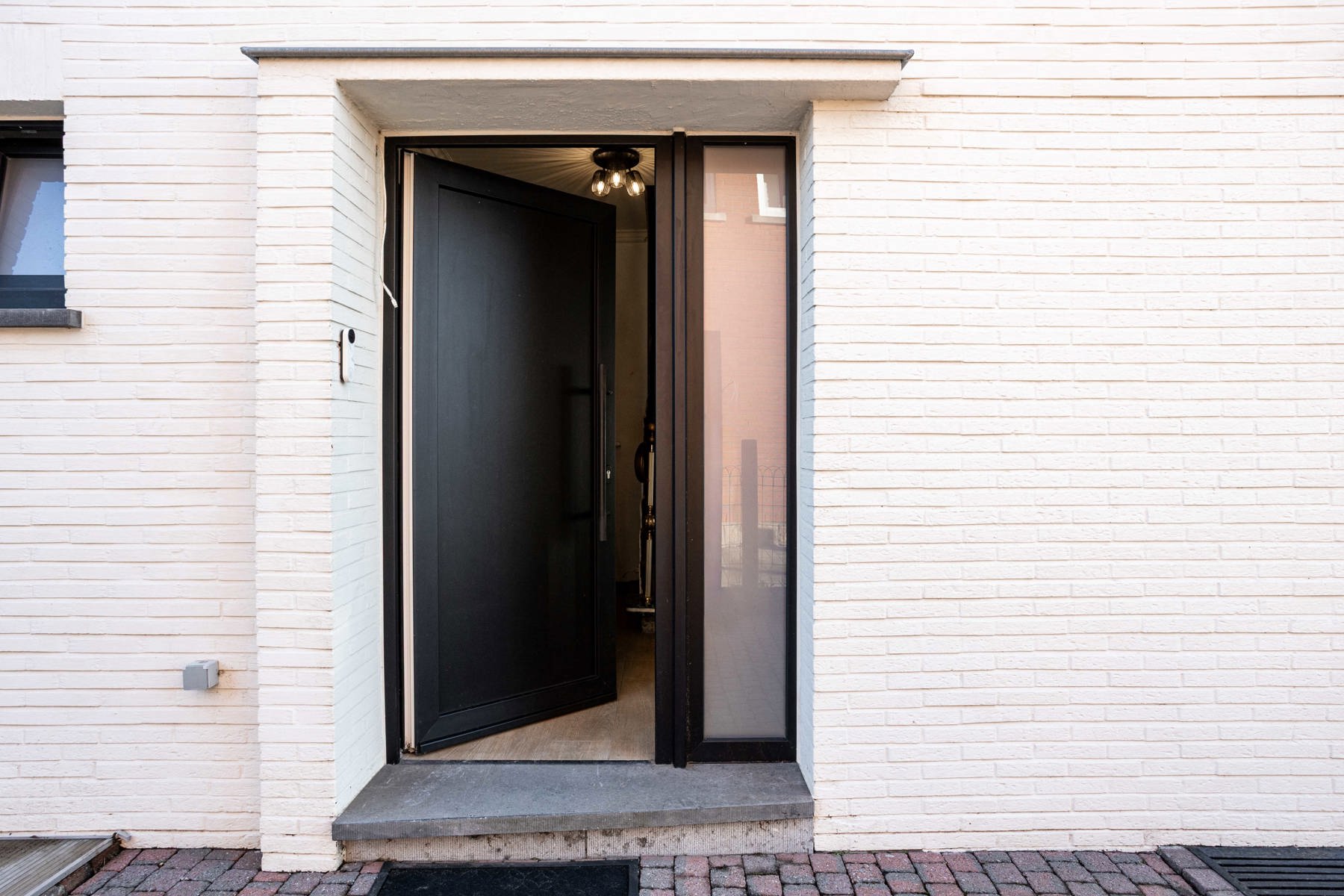 Instapklare halfopen bebouwing met tuin, zicht en garage! - foto 4