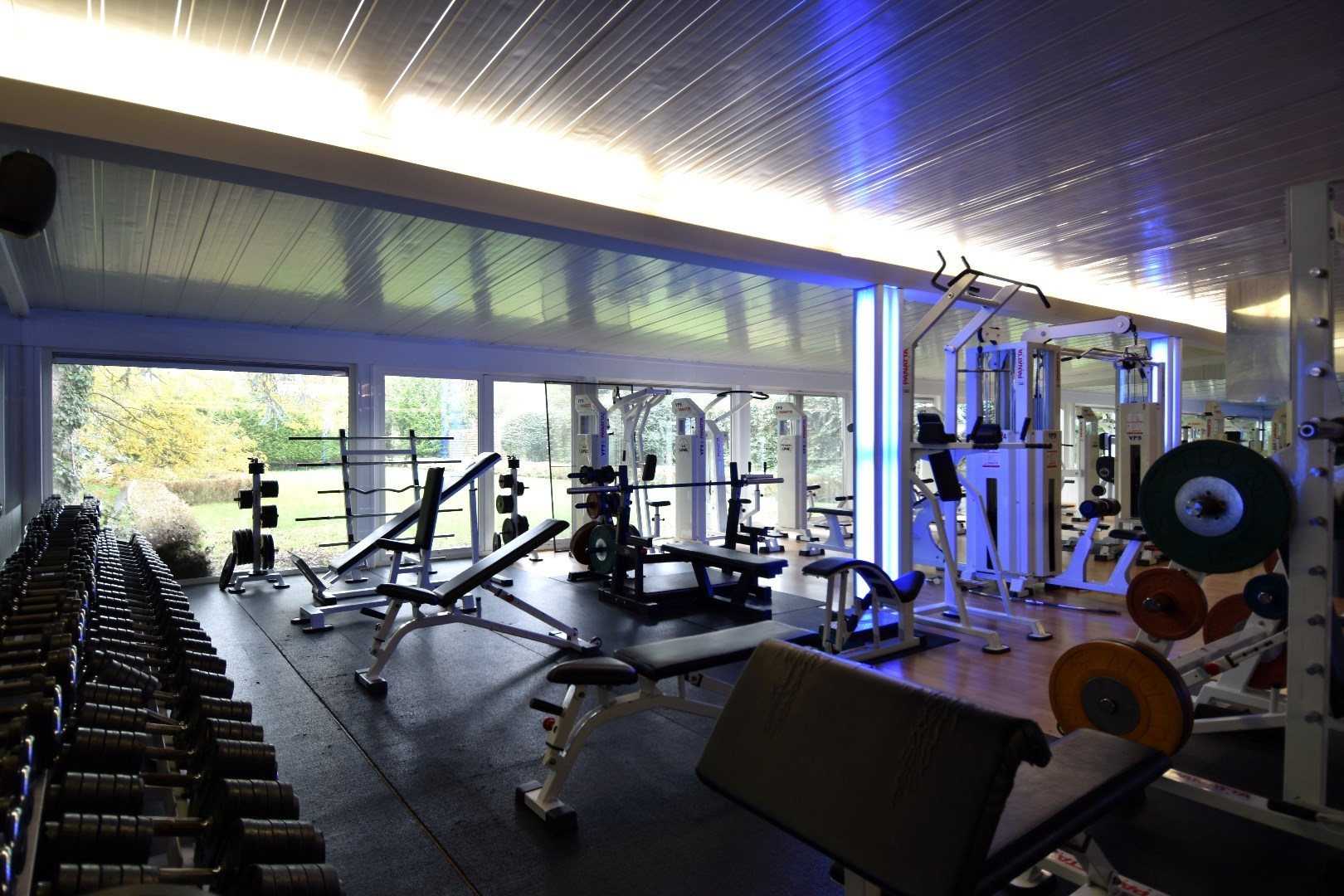 Multi-functionele eigendom met apart woongedeelte te koop in Gullegem - foto 5