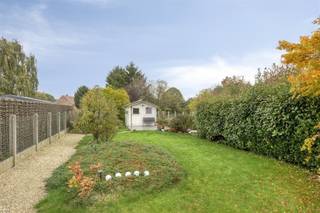 OKEGEM: Ruime en moderne gezinswoning in Ninove met 4 slaapkamers, 254,5 m² bewoonbare oppervlakte en een royale, onderhoudsvriendelijke tuin...