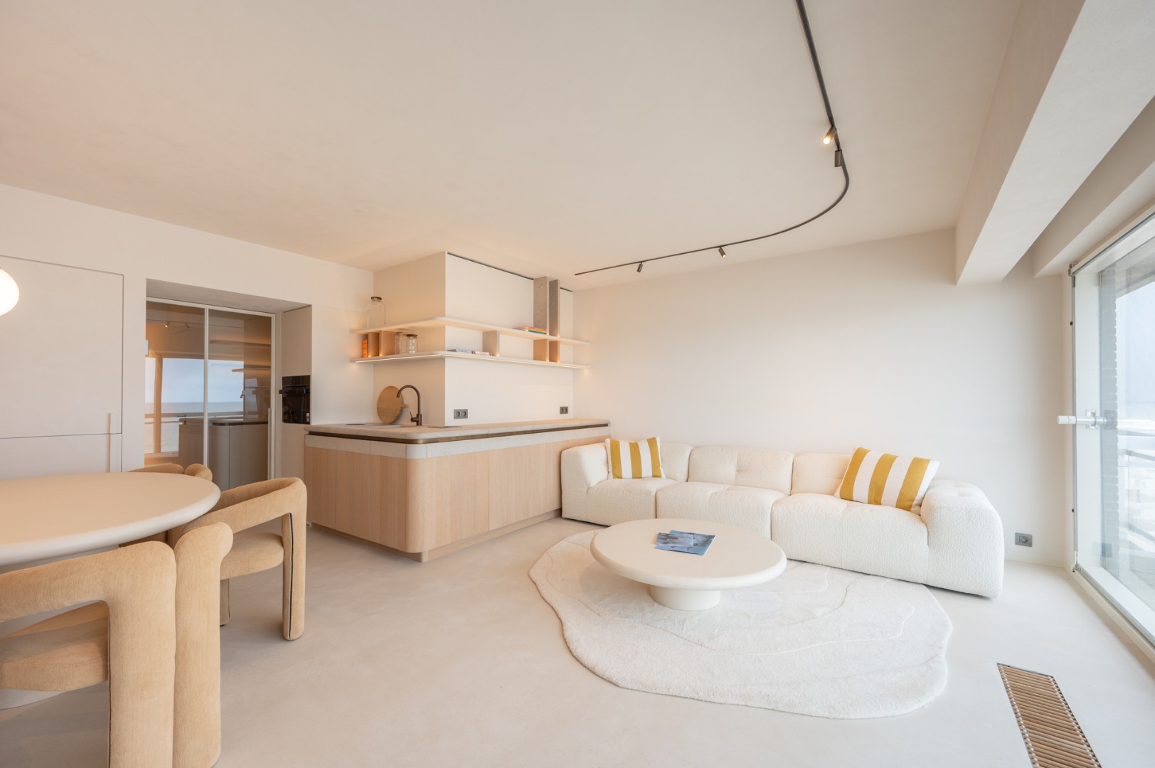 Breed appartement (>5,5m) met spectaculair zeezicht op Zeedijk-Knokke - foto 4