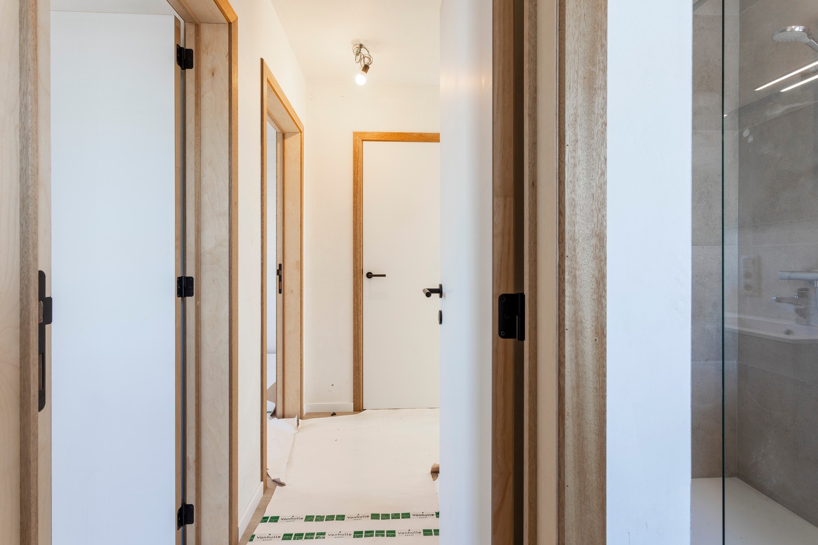 Moderne woning met 3 slaapkamers te Izegem. - foto 5