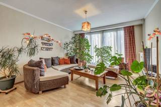Ideally located next to Josaphat Park, Wahis Park and Wahis Tennis Club, on the 3rd floor of a 6-storey building, we offer you this...