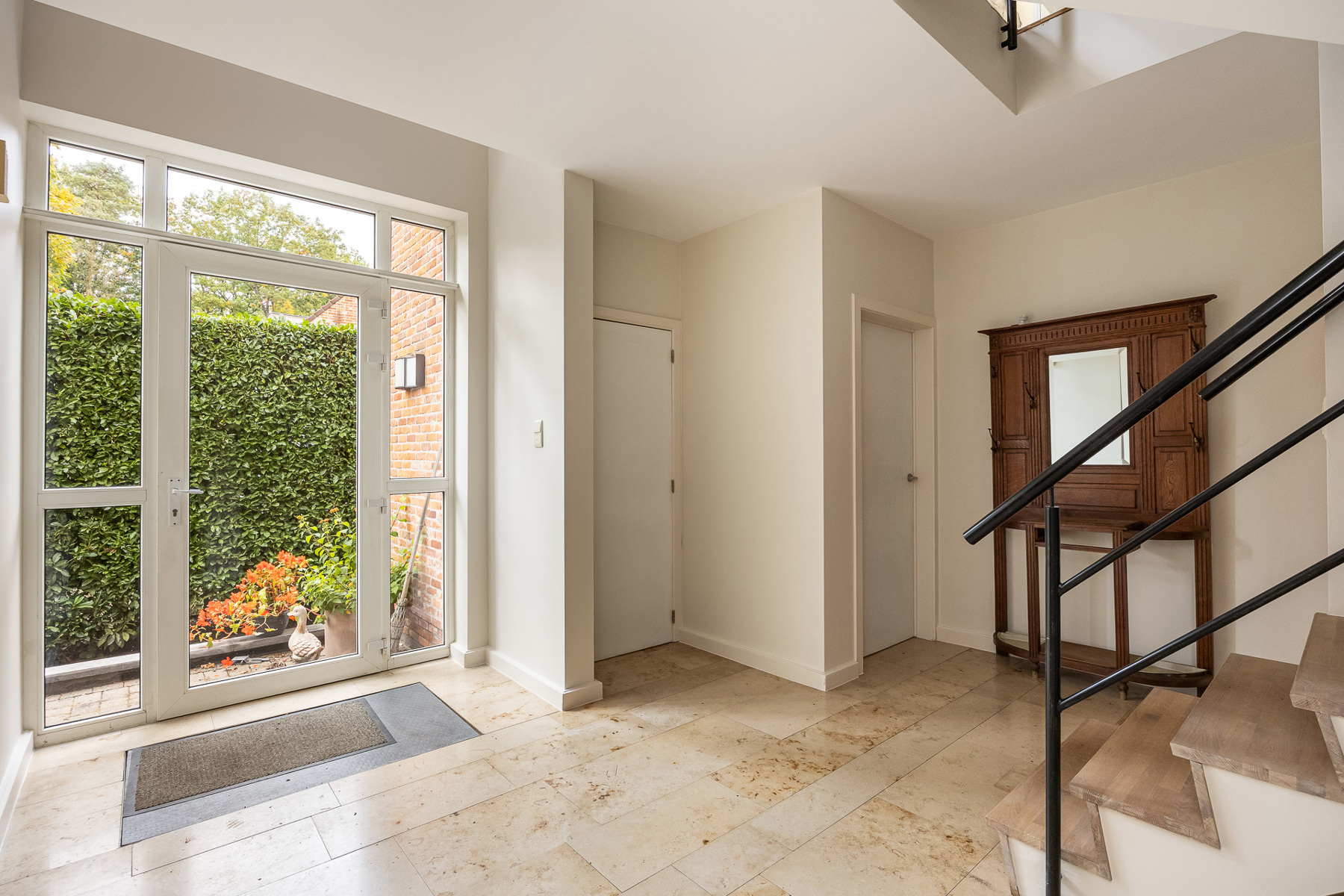 Karaktervolle woning met 3 slpks en bureau/praktijkruimte - foto 4