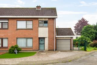 Centraal gelegen gezinswoning met garage
