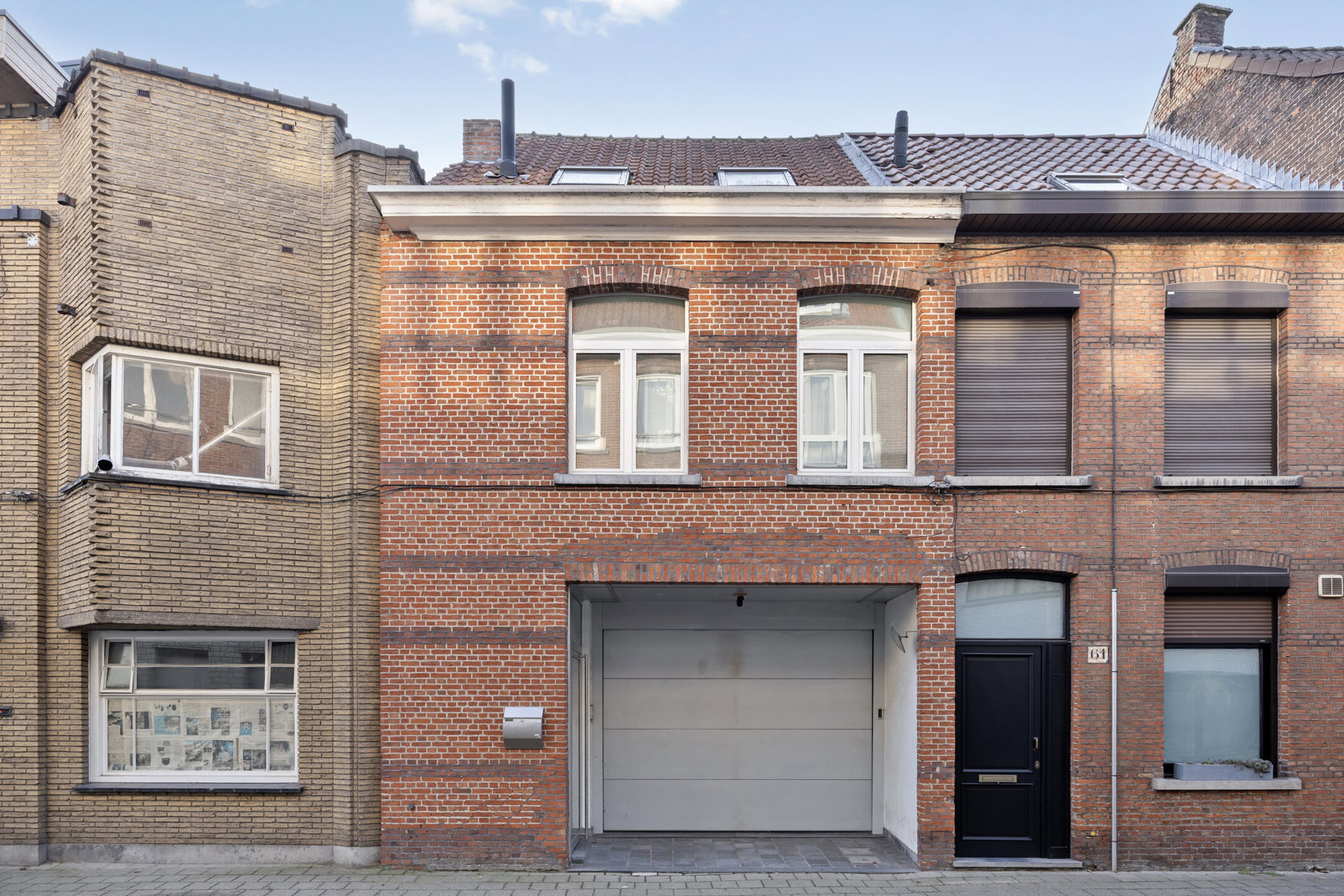 Gezellige woning met terras en een ruime garage te Lier. - foto 2