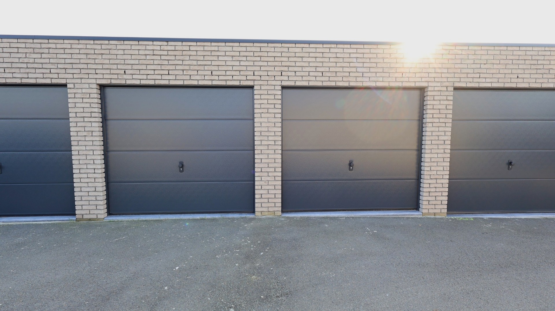 Garage à vendre à Roulers - photo 1