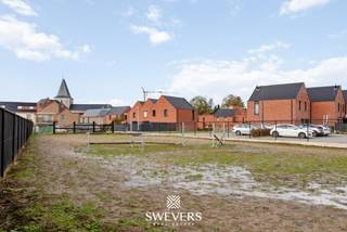 Interesse? Meer informatie op www.SWEVERS.be. - In een rustige, groene woonomgeving aan het einde van een doodlopende straat in Sint-Truiden...