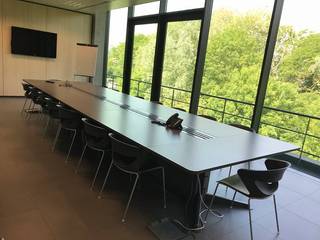 Fenomenaal gelegen kantoor van 30 m² te huur op een toplocatie met visibiliteit vanaf de R0 te Brussel. Het kantoor maakt deel uit van...