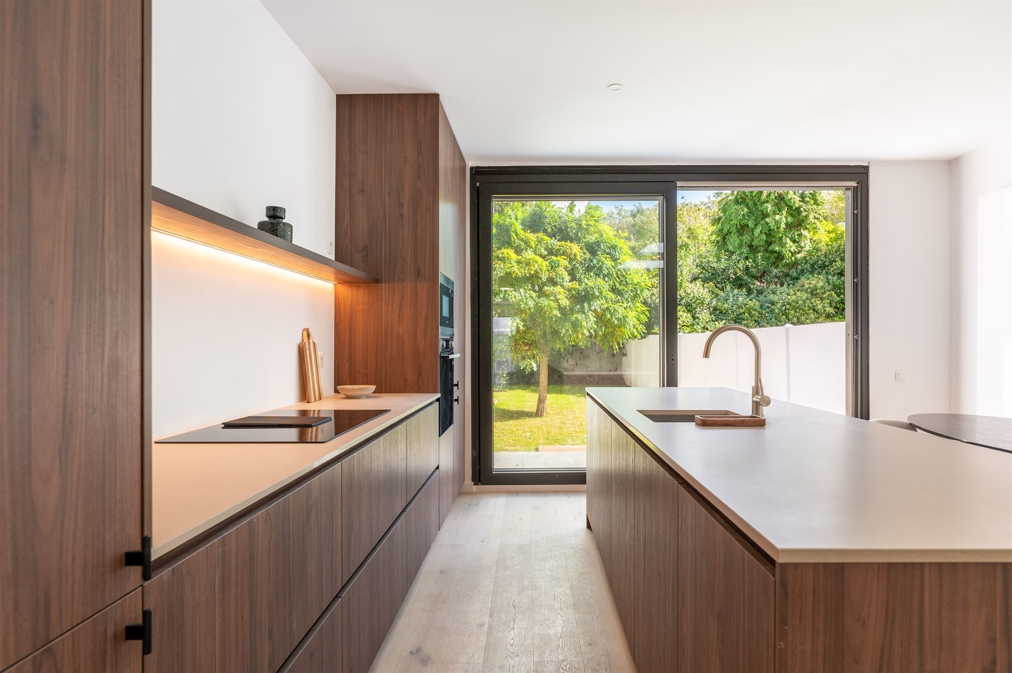 Gerenoveerde woning aan het Boelaerpark met tuin en garage - foto 4