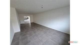 Een recent vernieuwde vrijstaande woning bestaande uit een woonkamer, ingerichte keuken, 3 slaapkamers, badkamer, bergplaats, garage, tuin...