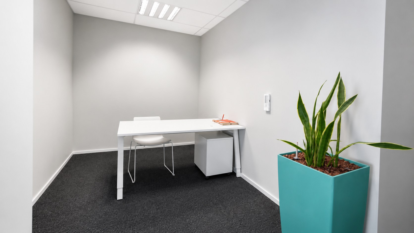 Ruime en professioneel uitgeruste kantoorruimte - foto 5