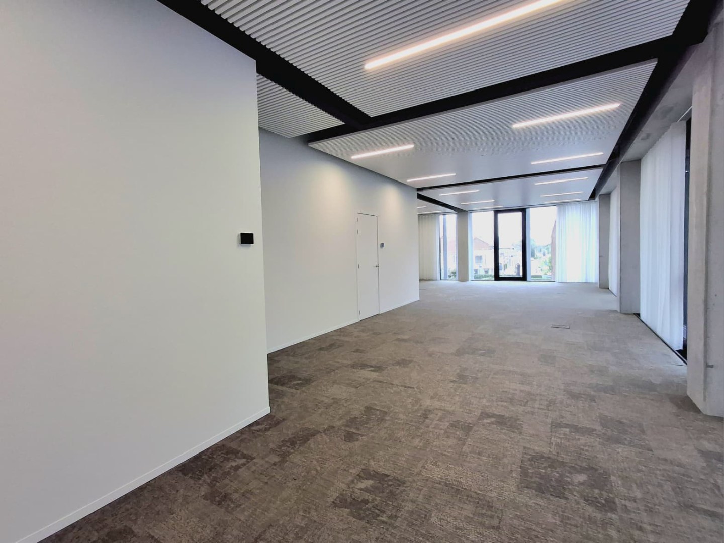 Commercial for rent in Tielt - photo 4