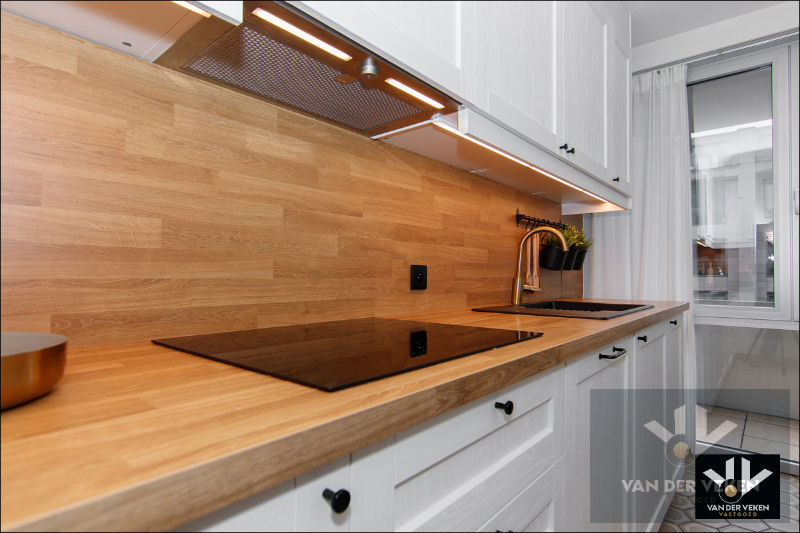 APPARTEMENT MET 3 SLPK - 102 m2 + terras - INCLUSIEF GARAGEBOX - foto 2