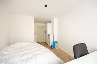 Deze luxueuze studentenkamer in residentie "ME59" bevindt zich in een authentiek gebouw op de Mechelsestraat.Het gebouw werd in 2022 volledig...