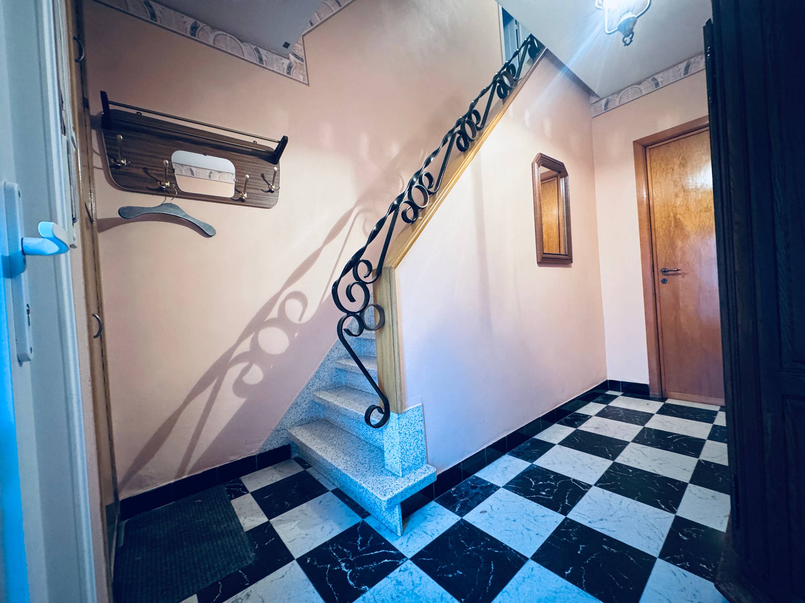 Maison à vendre à Lo-Reninge avec 3 chambres - photo 2