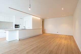 Ben je opzoek naar een instapklare, energiezuinig, en comfortabel appartement op een centrale locatie? Dan is dit moderne nieuwbouwappartement aan...