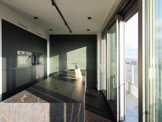 Luxe penthouse (bj. 2021) met twee kamers en een uitzonderlijk terras met panoramisch zicht over Gent en zijn torens.Voor meer informatie, mail naar...