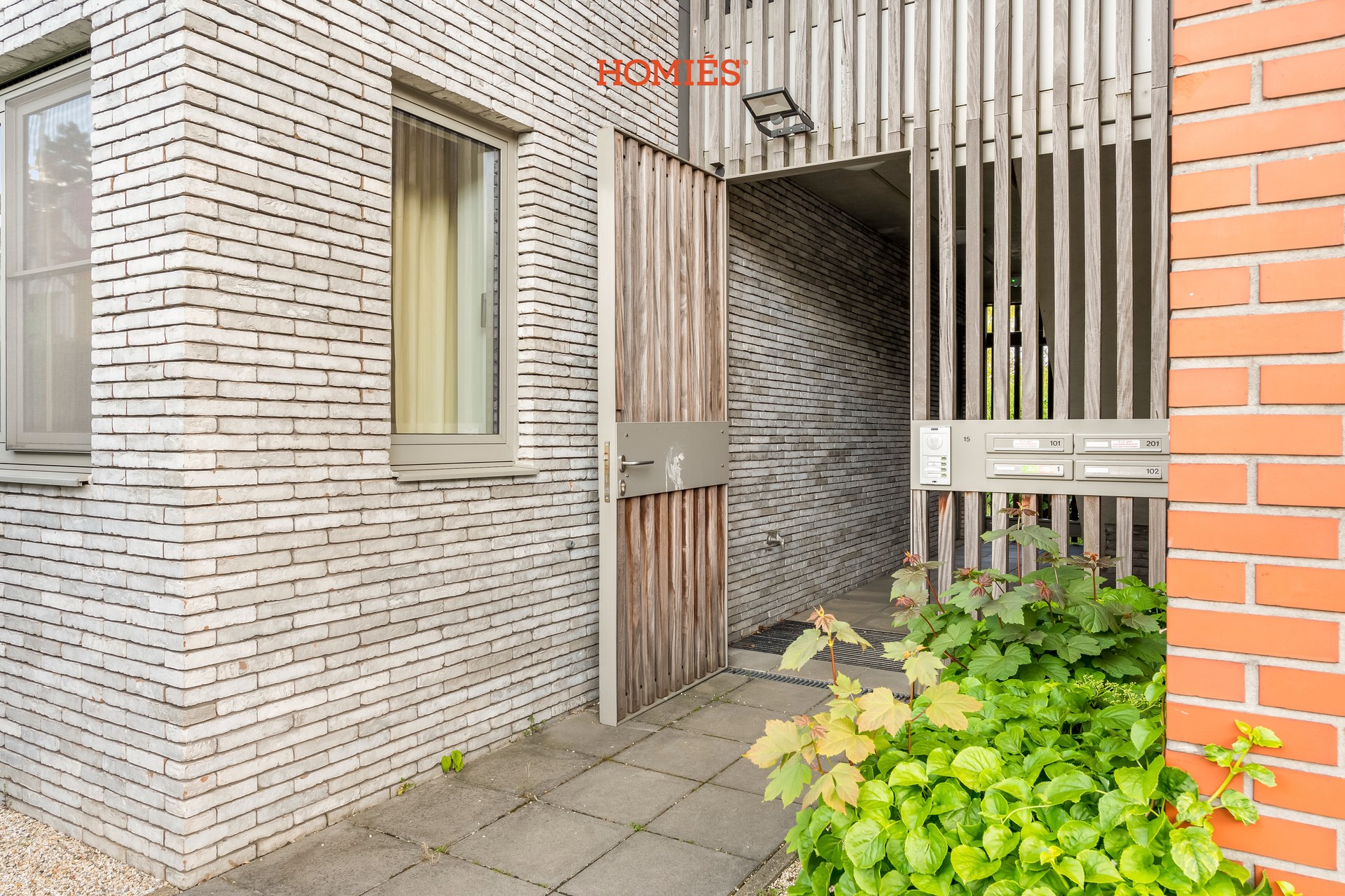Ruim 2-slaapkamerappartement met terras en staanplaats - foto 4