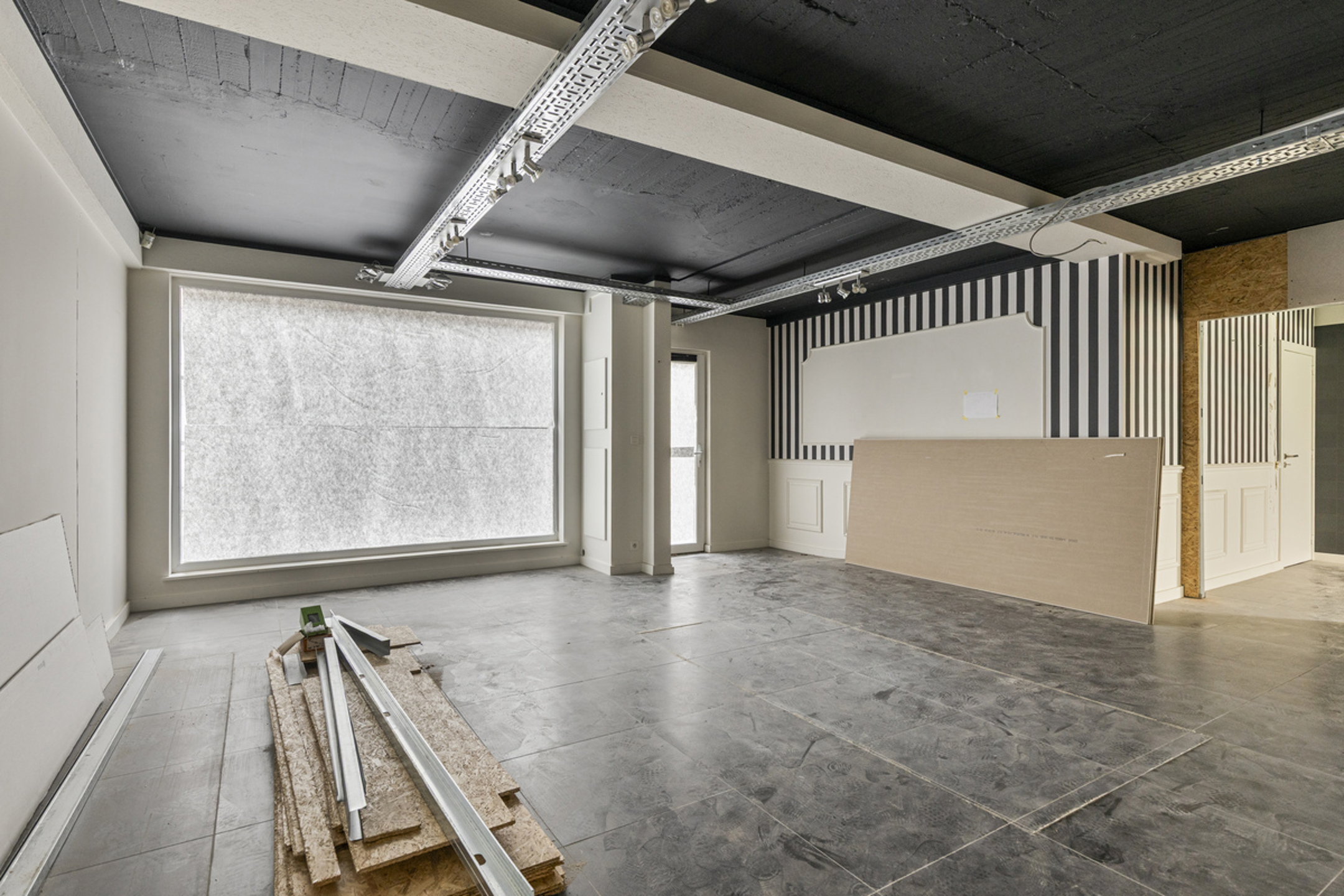 Polyvalente handelszaak in het hart van Grimbergen - foto 3